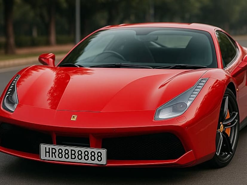 मिळालेल्या माहितीनुसार, व्हीआयपी नंबरच्या लिलावाची प्रक्रिया मंगळवारी संध्याकाळी ५ वाजता संपली. लिलाव प्रक्रिया संपेपर्यंत या खास क्रमांकाची किंमत १.१७ कोटी रुपयांपर्यंत पोहोचली होती. लिलावाचे प्रभारी असलेल्या अधिकाऱ्यांनी स्पष्ट केले आहे की, हा नंबर अद्याप विकत घेतला गेलेला नाही. 