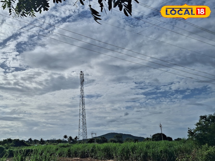पश्चिम महाराष्ट्रातील पुणे वगळता सर्वच जिल्ह्यांत आज जोरदार पावसाची शक्यता आहे. याच जिल्ह्यांना लागून असलेल्या मराठवाड्यातील लातूर आणि धाराशिव जिल्ह्यात देखील पावासाचा अंदाज आहे. ढगाळ हवामानासह काही ठिकाणी तुरळक हलक्या पावसाची शक्यता हवामान विभागाने वर्तवली आहे.