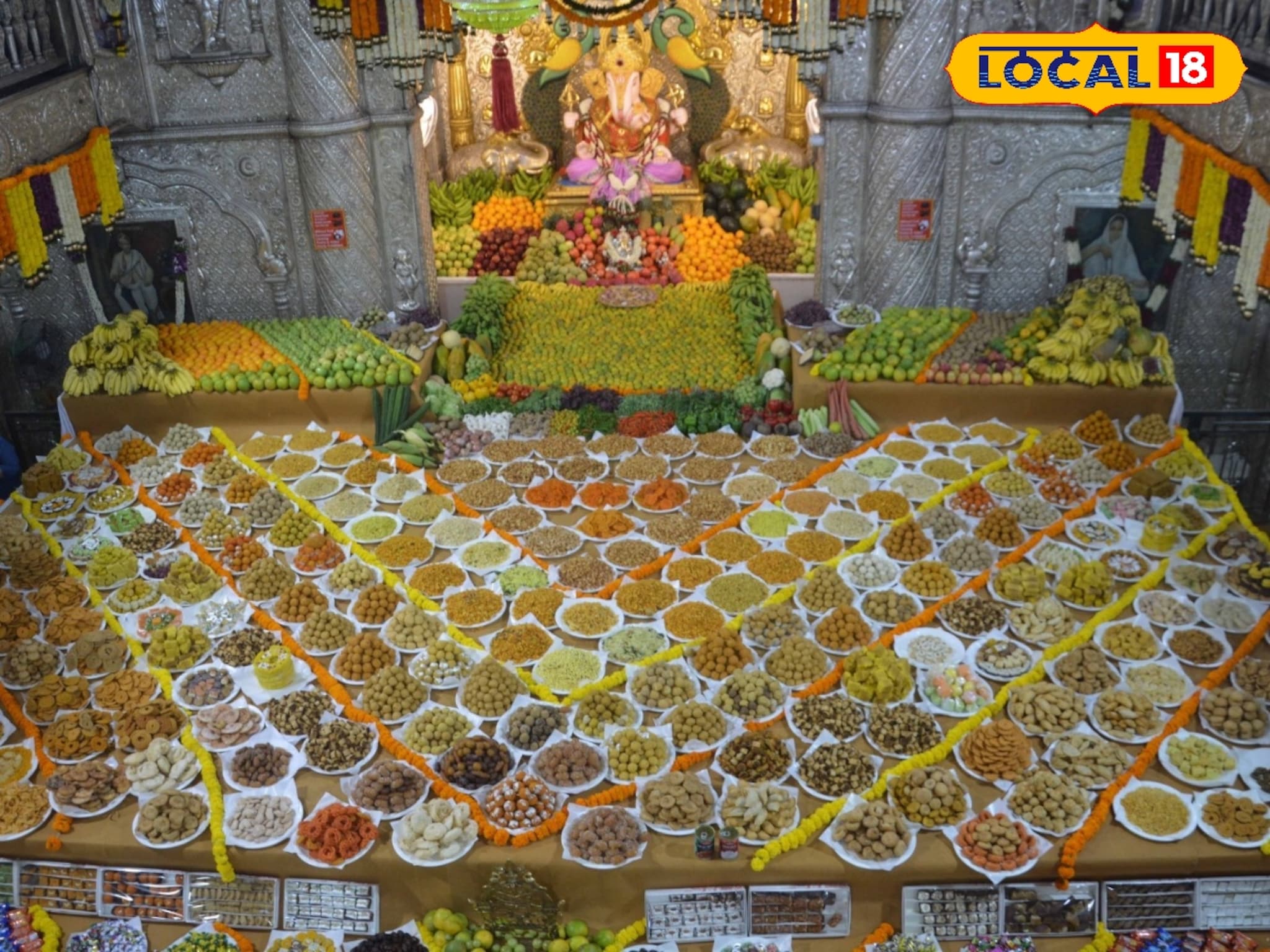 श्रीमंत दगडूशेठ हलवाई गणपतीला 521 पदार्थांचा नैवेद्य