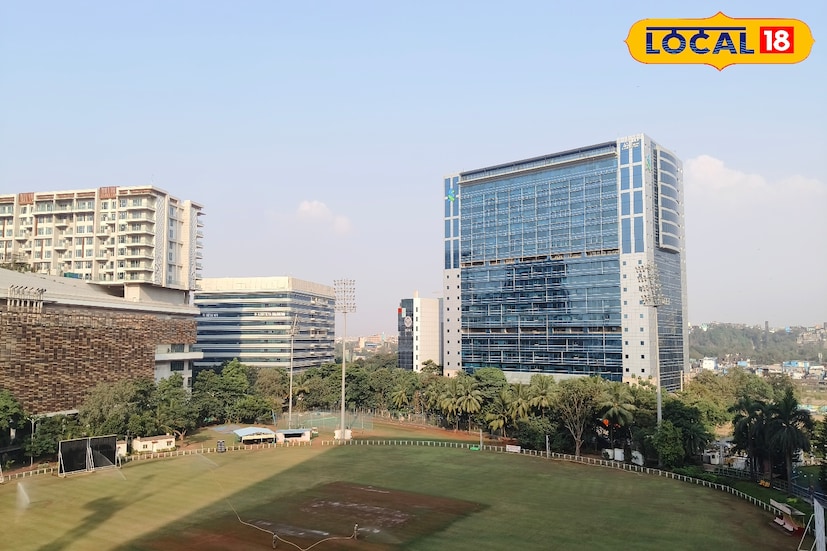 ठाणे आणि नवी मुंबईत सुद्धा हवामान ढगाळ ते रिमझिम स्वरूपाचं राहणार आहे. काही भागांमध्ये मध्यंतरी हलक्या सरींचा अंदाज आहे, तर इतर ठिकाणी ऊन पडण्याची शक्यता आहे. सकाळी आर्द्रता थोडी जास्त राहिल्याने हवेत गारवा आणि ओलसरपणा जाणवेल.