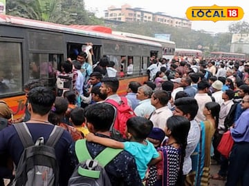 महिलांची बसस्थानकावर गर्दी चोरट्यांनी घेतला फायदा महिलांची बसस्थानकावर गर्दी चोरट्यांनी घेतला फायदा