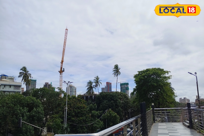 ठाणे आणि नवी मुंबई भागात आज पावसाने पूर्णतः विश्रांती घेतली आहे. गेल्या काही दिवसांपासून सुरू असलेल्या अधूनमधून रिमझिम सरी आता थांबल्या आहेत. आज या भागात कोरडं आणि थोडं थंड वातावरण राहील. सकाळच्या सुमारास गार वाऱ्यामुळे वातावरण सुखद वाटतंय, आणि दिवसभर आकाश स्वच्छ राहण्याची शक्यता आहे