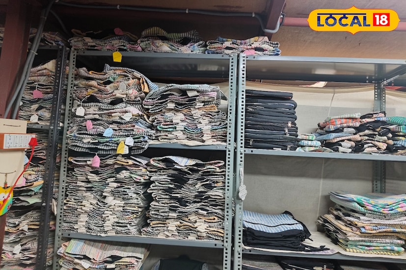 या कापडापासून विविध उपयुक्त वस्तू तयार केल्या जातात जसे की पायपुसणे, शोभेच्या वस्तू, लॅपटॉप पिशव्या, बॅगा, डायरी कव्हर, पाकिटं, प्लांटर्स अशा अनेक आकर्षक वस्तू बनवल्या जातात. त्यांच्या या वस्तूंची किंमत साधारणपणे 200 रुपयांपासून ते पाच-सहा हजार रुपयांपर्यंत असते, वस्तूच्या प्रकारानुसार दर ठरतो.