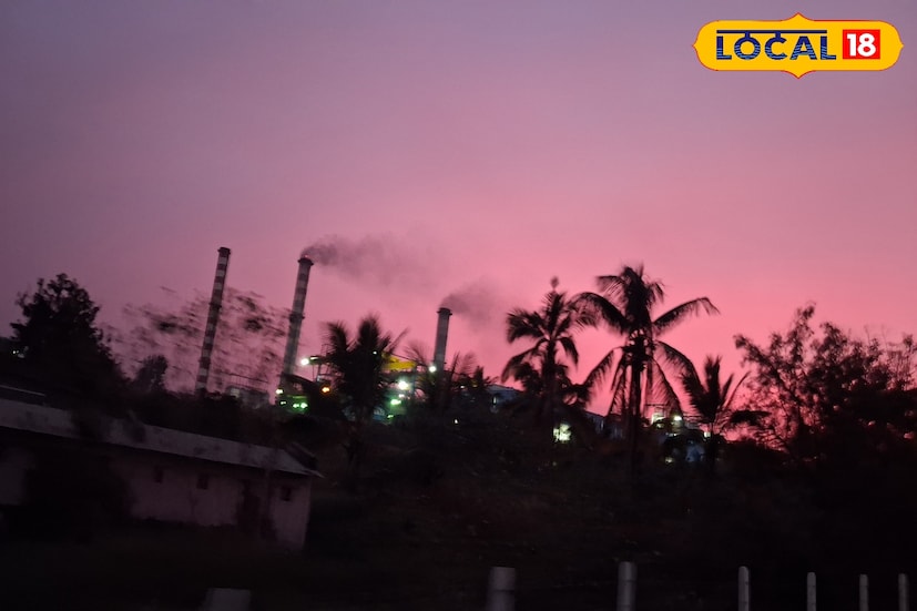 साताऱ्यात गारठा वाढत असून, धुक्यासह दव पडल्याचे पाहायला मिळत आहे. शनिवारी 30.4 अंश सेल्सिअस कमाल आणि 17.1 किमान तापमान राहिले. आज सातारा जिल्ह्यात किमान आणि कमाल तापमान 15 आणि 31 अंश सेल्सिअस दरम्यान राहील.