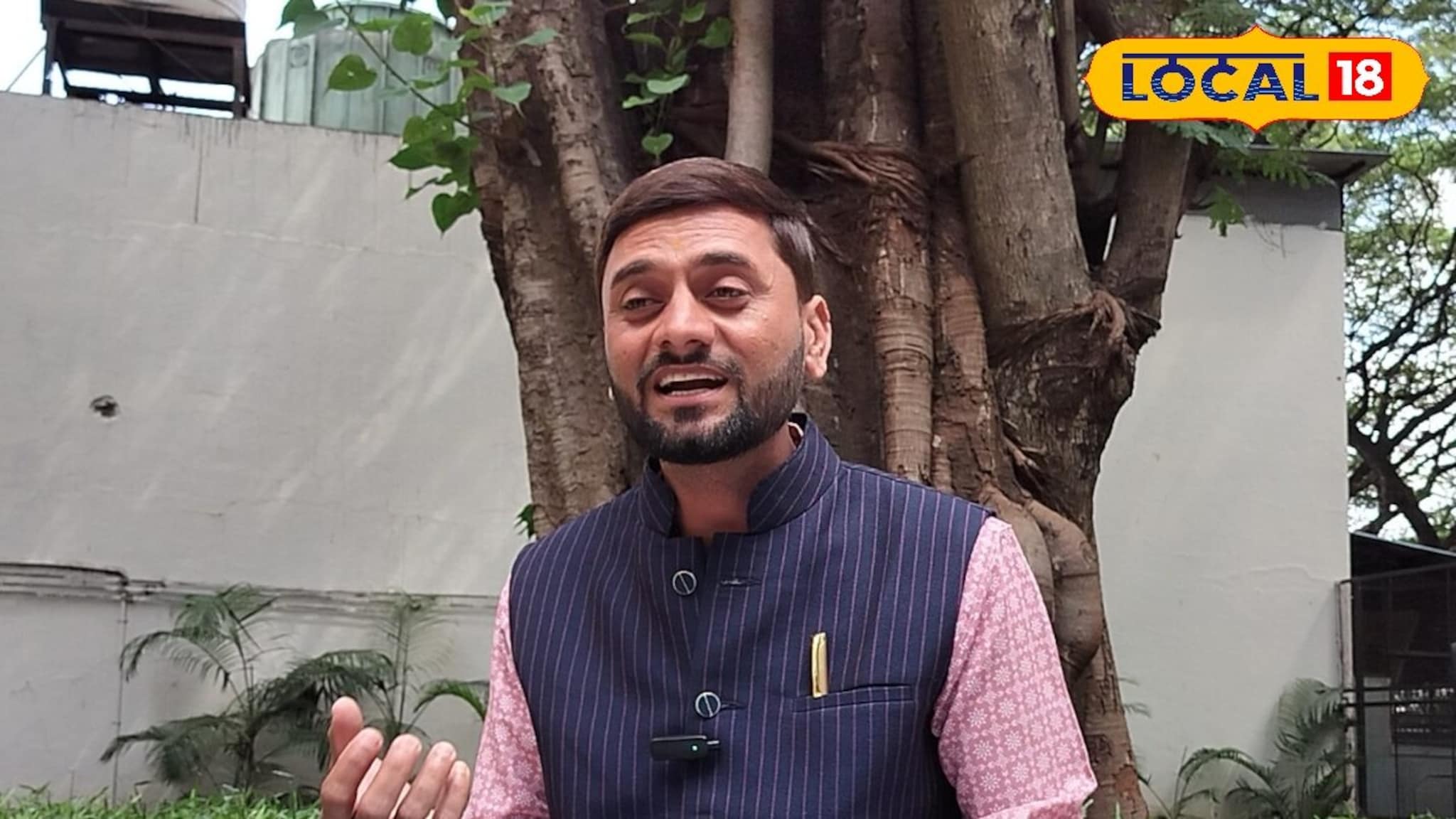 शब्दांचा जादुगार! मराठी कविता सातासमुद्रपार, 32 भाषांत अनुवाद अन् गुजराती अभ्यासक्रमात, कवी कोण?