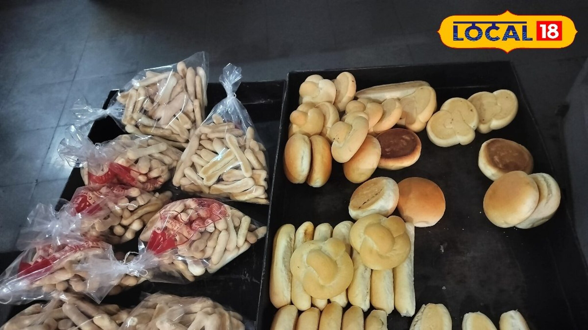 Famous Bakery Pune :100 वर्षांची गोड इराणी चवीची परंपरा, 30 प्रकारचे मिळतात पदार्थ, पुण्यातील प्रसिद्ध बेकरी माहितीये का?