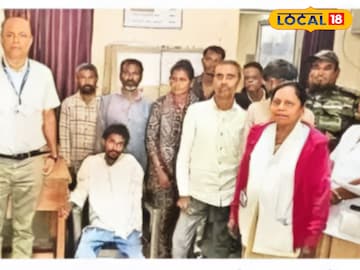 ‎हरवलेल्या मुलाच्या पुनर्भेटीने कुटुंबाच्या डोळ्यांतून आनंदाश्रू<br>‎