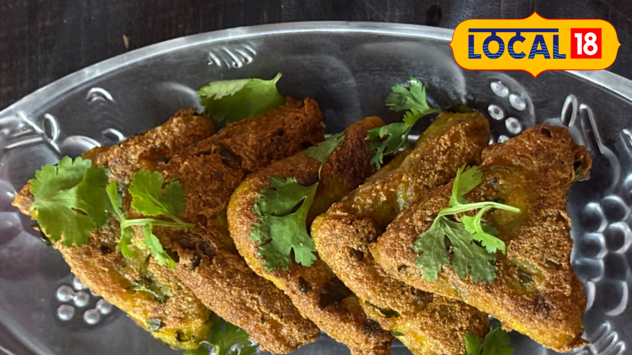 Potato Triangle Recipe : संध्याकाळच्या नाश्त्यासाठी बेस्ट पर्याय, घरीच बनवा क्रिस्पी पोटॅटो ट्रेंगल, रेसिपीचा Video