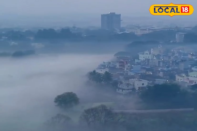 पुणे जिल्ह्यात थंडीचा कडाका अंशत: कमी झाला असून शनिवारी 33.4 कमाल आणि 14.4 अंश सेल्सिअस किमान तापमानाची नोंद झाली. आज कमाल तापमान 32 अंशांवर तर किमान तापमान 16 अंशांवर राहील. पुण्यासह घाटमाथ्याच्या भागात पावसाची कोणतीही शक्यता नाही.