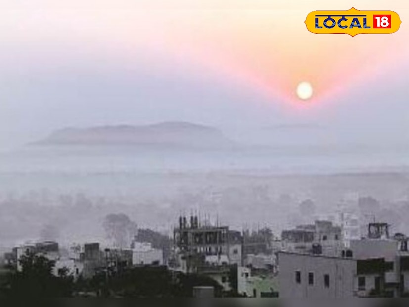 राज्यातील वातावरणात चढउतार पहायला मिळत आहे. मागील दोन दिवसांपासून ढगाळ हवामान आणि वातावरणातील गारवा कमी झाल्याचे पहायला मिळत आहे. किमान तापमानात देखील वाढ झाली आहे. यामुळे वाढत्या गारठ्यापासून नागरिकांना दिलासा मिळाला आहे. पाहुयात मंगळवारी राज्यात हवामान कसं असेल. राज्यातील वातावरणात चढउतार पहायला मिळत आहे. मागील दोन दिवसांपासून ढगाळ हवामान आणि वातावरणातील गारवा कमी झाल्याचे पहायला मिळत आहे. किमान तापमानात देखील वाढ झाली आहे. यामुळे वाढत्या गारठ्यापासून नागरिकांना दिलासा मिळाला आहे. पाहुयात मंगळवारी राज्यात हवामान कसं असेल.