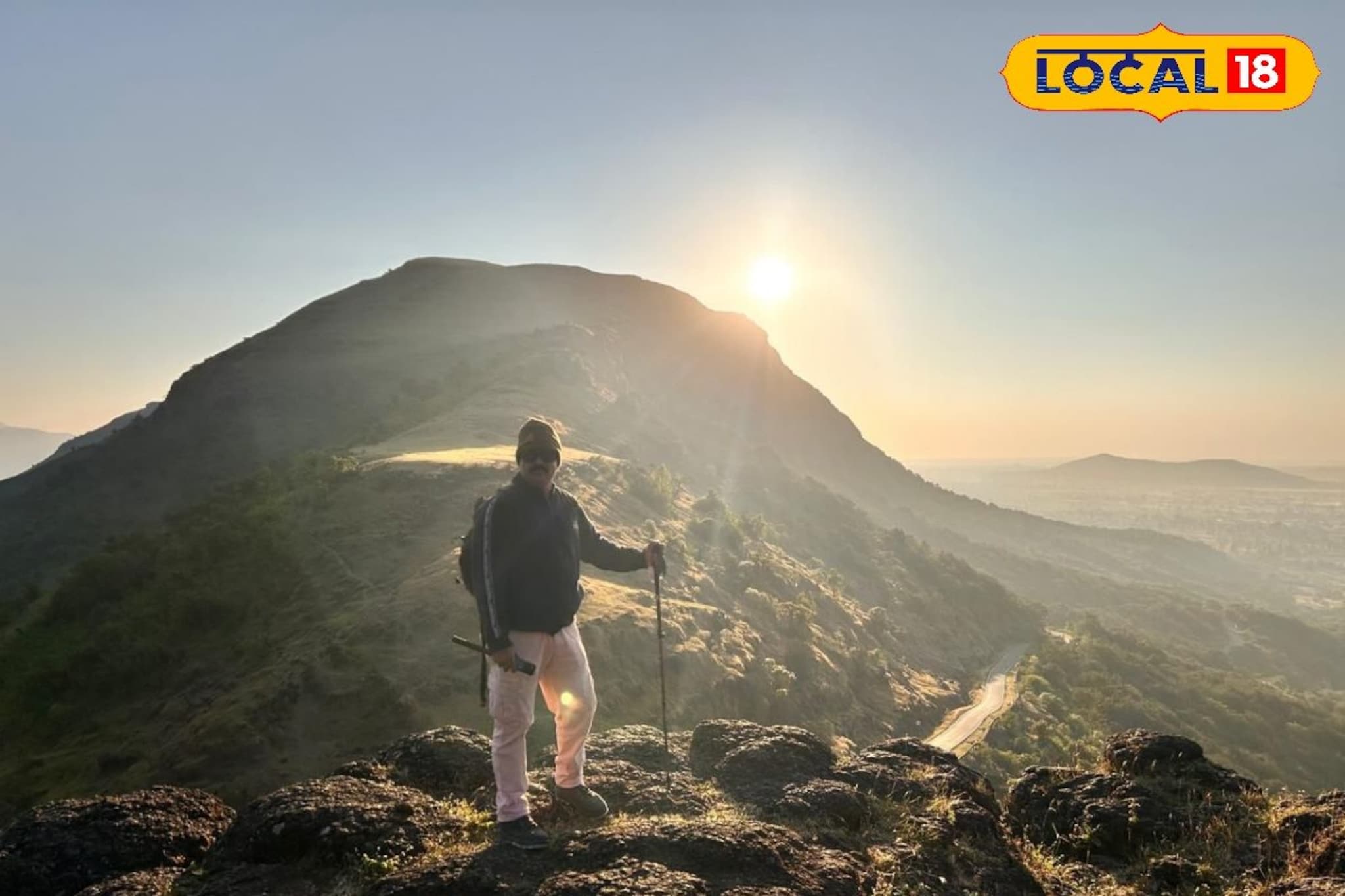 असाही एक वाढदिवस! 50 शी निमित्ताने सर केले 50 गडकिल्ले, मिलिंद यांची कहाणी