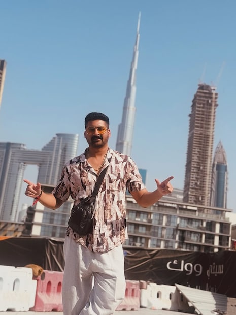 प्रसिद्ध मराठी अभिनेता आणि बिग बॉस फेम अक्षय वाघमारेनं चाहत्यांना आनंदाची बातमी दिली आहे. अक्षय वाघमारे बाबा होणार आहे. प्रसिद्ध मराठी अभिनेता आणि बिग बॉस फेम अक्षय वाघमारेनं चाहत्यांना आनंदाची बातमी दिली आहे. अक्षय वाघमारे बाबा होणार आहे.