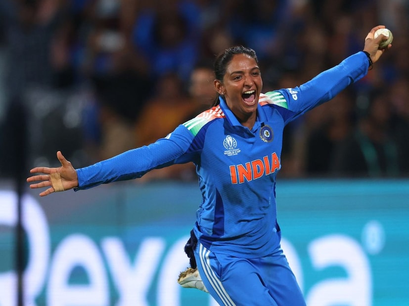 भारताच्या पहिल्या महिला वर्ल्ड कप विजयात नेतृत्व करणारी कर्णधार हरमनप्रीत कौर आता घराघरात पोहोचली आहे. तिची अंदाजे एकूण संपत्ती सुमारे 25 कोटी आहे. तिला तिच्या बीसीसीआय ग्रेड ए करारातून दरवर्षी 50 लाख रुपये आणि महिला प्रीमियर लीग (WPL) मध्ये मुंबई इंडियन्सकडून दर हंगामात 1.8 कोटी रुपये मिळतात.