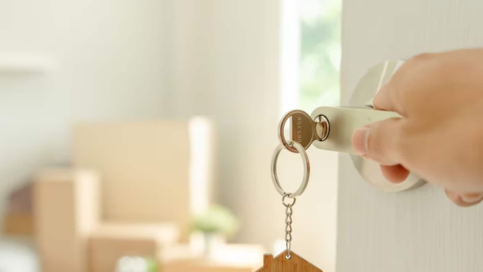 रेंटच्या घरातही निर्धास्त राहायचंय? मग Rent Agreement अ‍ॅड करा या 10 गोष्टी