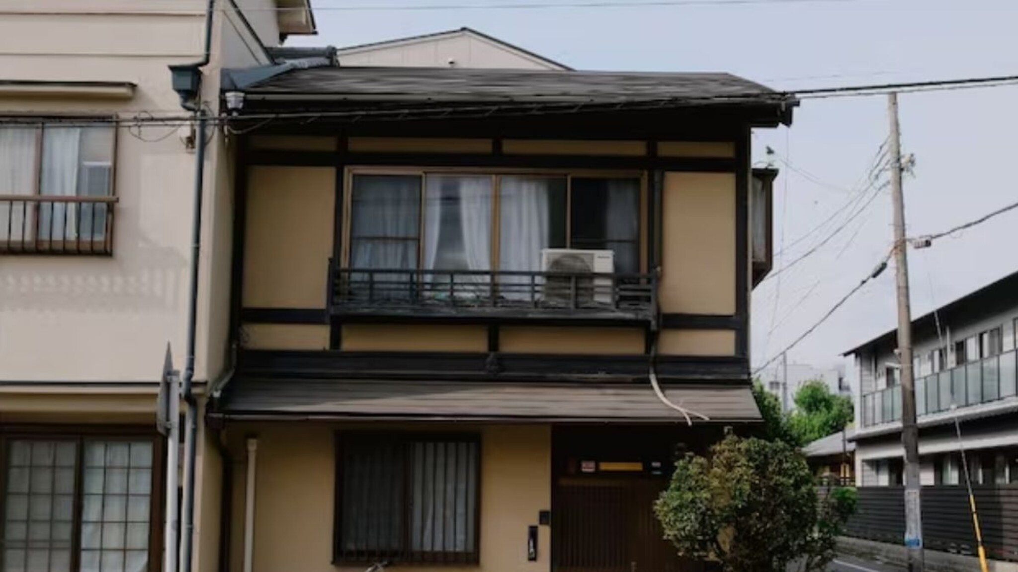 जिथं झाली बायकोची हत्या, त्या घराचं 26 वर्षे कोट्यवधीचं भाडं देत राहिला नवरा; आठवण नाही तर वेगळंच कारण