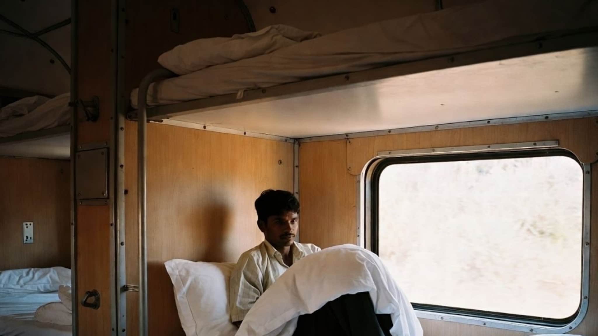 Indian Railway : ट्रेनमधील चादर तुम्हाला पाठवू शकते जेलमध्ये; वापरताना ही चूक करू नका