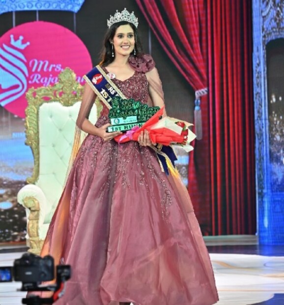 त्या आजारातून सावरत ती पुन्हा एकदा आपल्या पायावर उभी राहिली. त्याच दिवशी तिने ठाम निश्चय केला, 'बस्स! आता थांबायचं नाही. आता मी माझ्या स्वप्नांना पूर्ण करणार!' नवऱ्याची मिळालेली खंबीर साथ आणि स्वतःच्या दुर्दम्य इच्छाशक्तीच्या बळावर तिने स्वप्नांच्या दिशेने एक एक पाऊल टाकायला सुरुवात केली. तिने थेट मिसेस राजस्थान स्पर्धेत भाग घेतला.