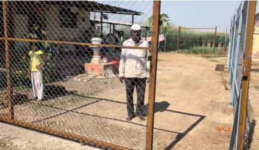  उत्तर पुणे जिल्ह्यात बिबट्याची मोठी दहशत असून बिबट्याच्या हल्ल्यात आत्तापर्यंत 56 जणांना आपला जीव गमवावा लागला आहे.