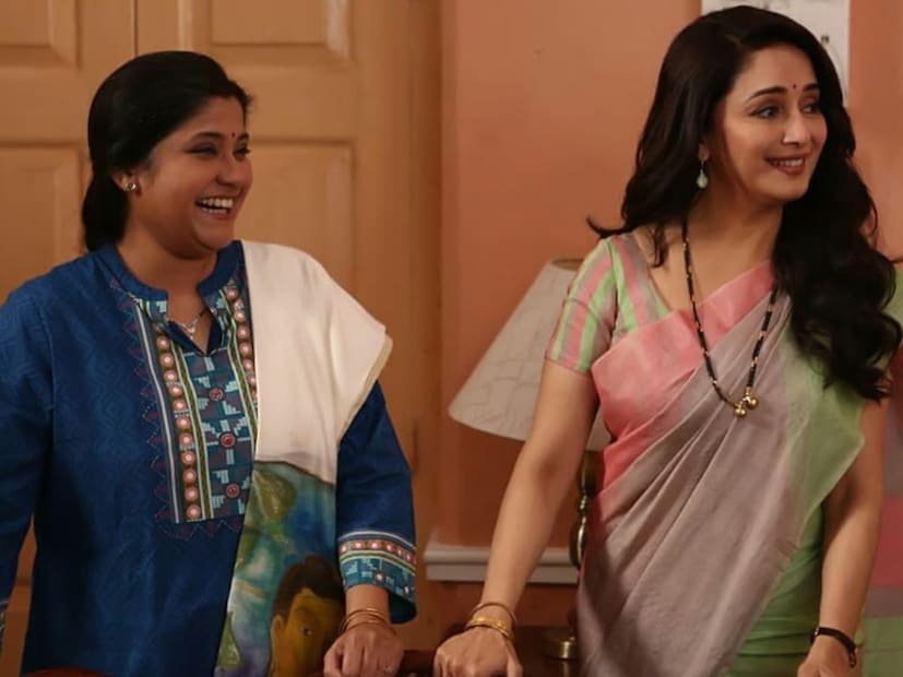  रेणुका शहाणे पुढे म्हणालेल्या,"माधुरी दीक्षितला एक दिग्दर्शक म्हणून मला पाहायचं आहे. एक चांगली संहिता मिळाल्यानंतर मी स्वत: माधुरीसोबत संपर्क साधेल". माधुरी दीक्षित आणि रेणुका शहाणे पुन्हा एकत्र कधी झळकणार याची चाहत्यांना उत्सुकता आहे.