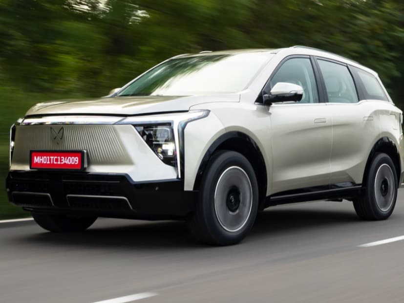 Mahindra XEV 9S साठी बुकिंगही 14 जानेवरी 2026 पासून सुरू झाली आहे.  त्यानंतर या Mahindra XEV 9S ची डिलिव्हरी 23 जानेवरी 2026 पासून सुरू होईल. 