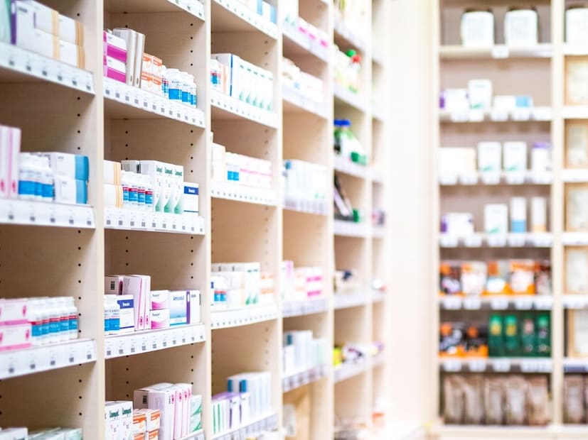 मौंजरो हे खूप महाग औषध आहे. मौंजरोच्या एका महिन्याच्या थेरपीची किंमत 14000 ते 27000 रुपयांदरम्यान आहे. ऑगमेंटिनच्या 10 गोळ्यांच्या एका स्ट्रिपची किंमत फक्त 195 रुपये आहे.