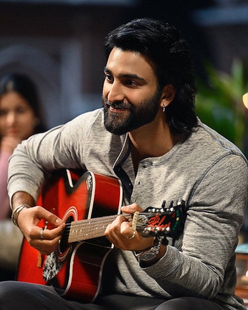 मीजानने अमेरिकेतून बिझनेसमध्ये पदवी घेतली, त्यानंतर न्यूयॉर्कमधून फिल्म डायरेक्शन आणि एडिटिंगचे शिक्षण घेतले. अभिनयात येण्यापूर्वी मीजानने संजय लीला भन्साळींसोबत 'बाजीराव मस्तानी', 'पद्मावत' आणि 'गंगूबाई काठियावाडी' या चित्रपटांसाठी असिस्टंट डायरेक्टर म्हणून काम केले.