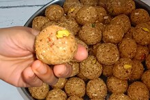 Methi Ladoo Recipe Video : अजिबात कडू न होणारे मेथीचे लाडू; लहान मुलंही आवडीने खातील, बनवण्याची सोपी पद्धत
