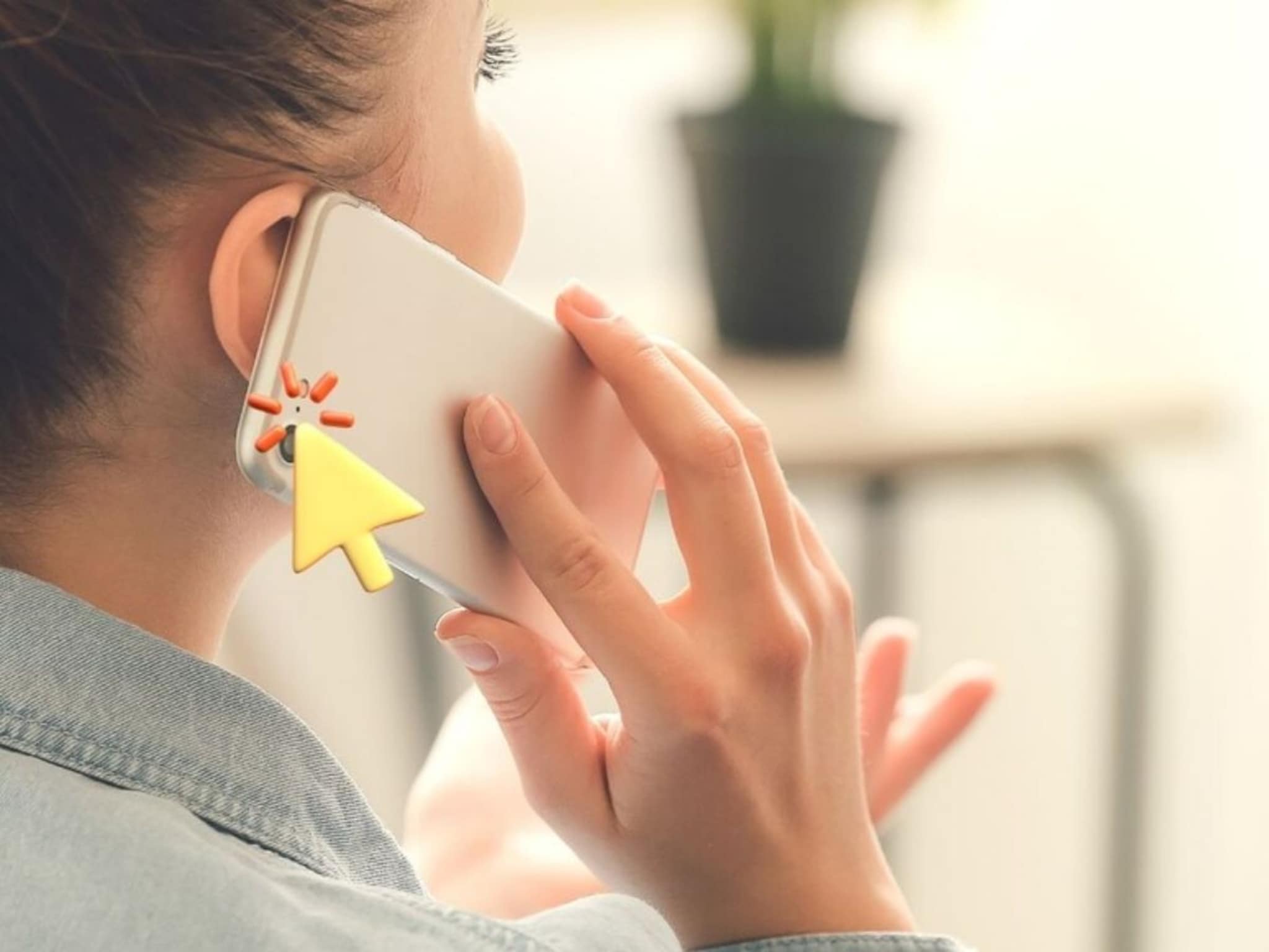 Mobile Interesting Facts : मोबाईलच्या मागे कॅमेऱ्याजवळ हा छोटा होल का असतो? मोठा कामाचा, कुणालाच माहिती नसेल याचा वापर