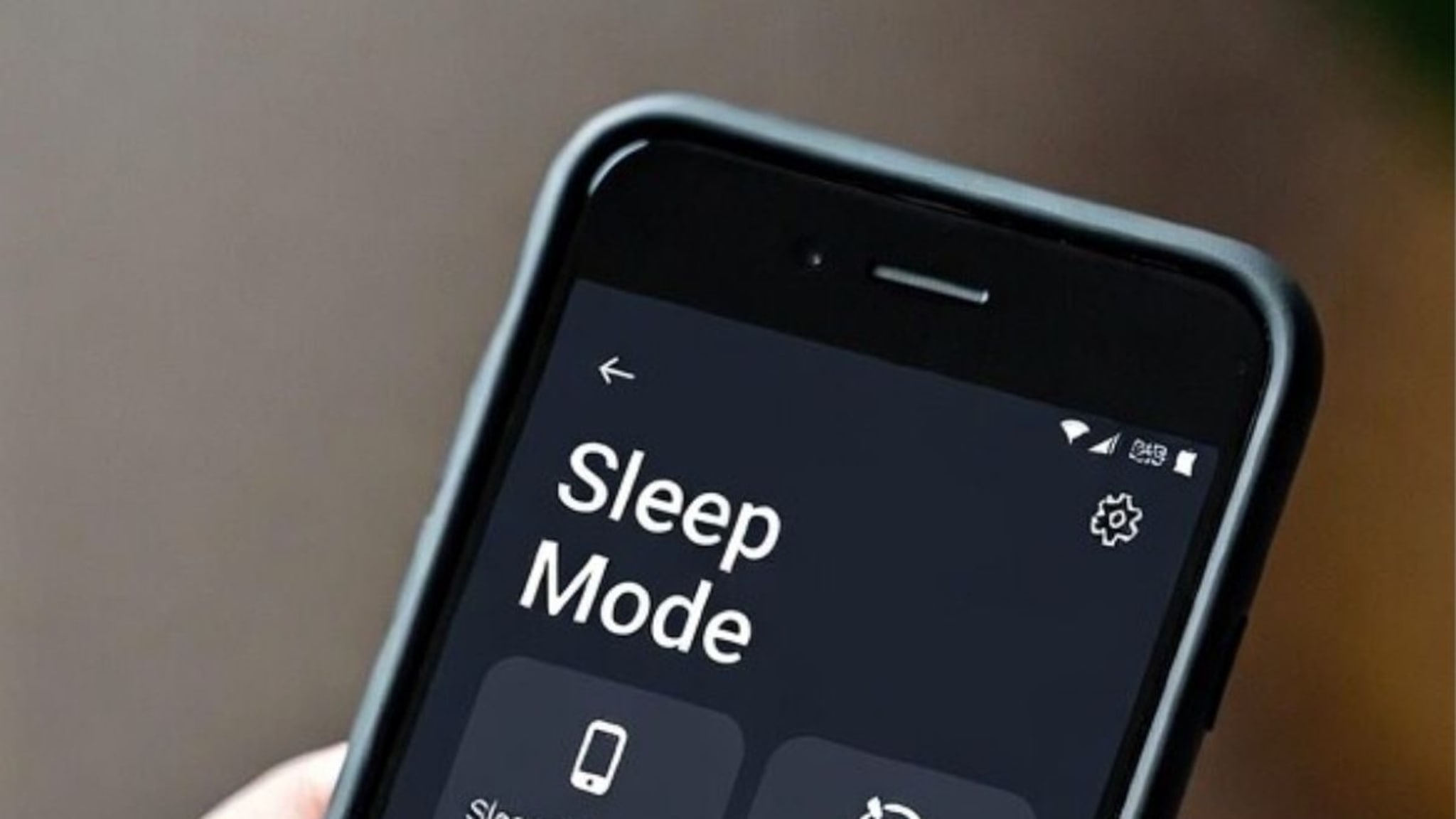 Mobile Interesting Facts : मोबाईल Sleep Mode वर ठेवला की, बॅकग्राऊंडमध्ये होतात या 5 गोष्टी