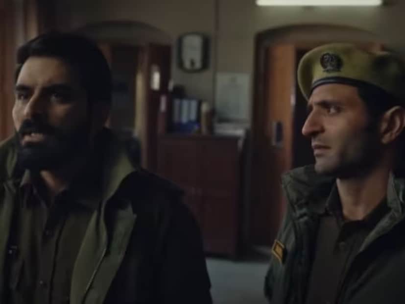  'बारामूला' येथे मुलांचे रहस्यमय पद्धतीने गायब होण्याची घटना वाढू लागते. तेव्हा खऱ्या अर्थाने या सिनेमाच्या कथेला सुरुवात होते. सर्वप्रथम बारामूला मध्ये एका माजी आमदाराचा मुलगा अचानक गायब होतो. हे प्रकरण सोडवण्याची जबाबदारी रिदवानला देण्यात येते.