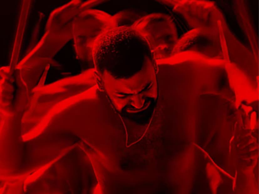  सिनेमात प्रणव मोहनलाल, सुष्मिता भट, शाइन टॉम चाको आणि गिबिन गोपीनाथ यांसारखे उत्तम कलाकार आहेत. या सिनेमाचे नाव ‘डाइस इरे’ आहे, जो एक मलयाळम हॉरर थ्रिलर फिल्म आहे.