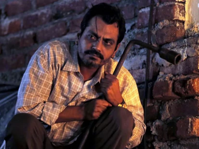  सस्पेन्स जॉनरचे चित्रपट आणि वेबसीरिज पाहणाऱ्यांच्या संख्येत सध्या वाढ होत आहे. कोरोनादरम्यान ओटीटीची क्रेझ चांगलीच वाढली जी आजही कायम आहे. घरबसल्या प्रेक्षकांना आपल्या आवडीचे चित्रपट आणि सीरिज पाहता येत आहेत. पण ओटीटीवरील एक जबरदस्त सस्पेन्स आणि थक्क करणारा क्लायमॅक्स असणारी एक फिल्म तुमच्या वॉच लिस्टमध्ये असायलाच हवी.