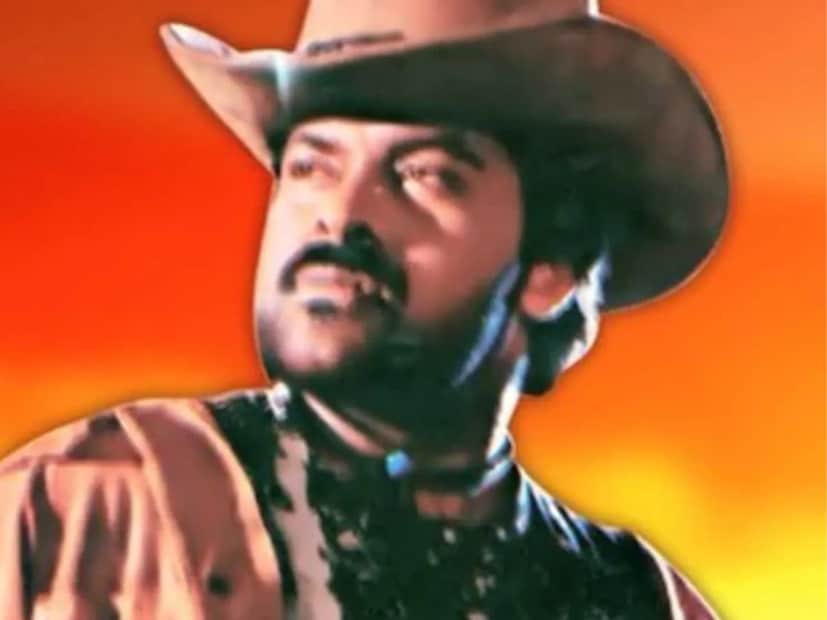  कोडामा सिंहम : चिरंजीवी स्टार 'कोडामा सिंहम' ही एक वेस्टर्न अॅक्शन, अॅडवेंचर फिल्म आहे. याचा ओरिजनल सिनेमा 9 ऑगस्ट 1990 रोजी रिलीज झाला होता. आता 35 वर्षांनी पुन्हा एकदा 21 नोव्हेंबर 2025 रोजी हा सिनेमा रुपेरी पडद्यावर प्रदर्शित होत आहे. ब्रिटिश सरकारच्या काळातील गोष्ट या चित्रपटात दाखवण्यात आली आहे. के. मुरली मोहन राव दिग्दर्शित या चित्रपटात चिरंजीवी, राधा, सोनम खान, मोहन बाबू, सत्यनारायण, प्राण, टायगर प्रभाकर, सुधाकर, वाणी विश्वनाथ, रंगनाथ, अल्लू रामलिंगैया, ब्रम्हानंदम हे कलाकार महत्त्वाच्या भूमिकेत आहेत. ही तेलुगू फिल्म आता 21 नोव्हेंबरला थिएटरमध्ये रिलीज होत आहे.