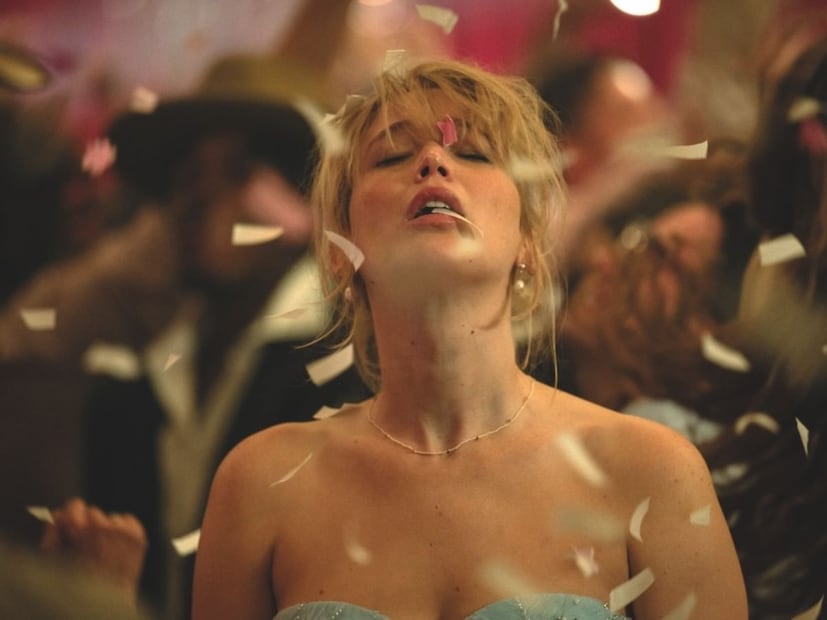  डाय, माय लव : एरियाना हार्विक्झ यांच्या सर्वात लोकप्रिय कादंबरीवर आधारित डाय, माय लव्ह हा एक जबरदस्त सायकोलॉजिकल ड्रामा आहे. या चित्रपटात प्रेम, वेदना आणि स्व-ओळखीच्या गुंतागुंतीला दर्शवण्यात आले आहे. या चित्रपटात जेनिफर लॉरेन्स आणि रॉबर्ट पॅटिन्सन मुख्य भूमिकांमध्ये आहेत.