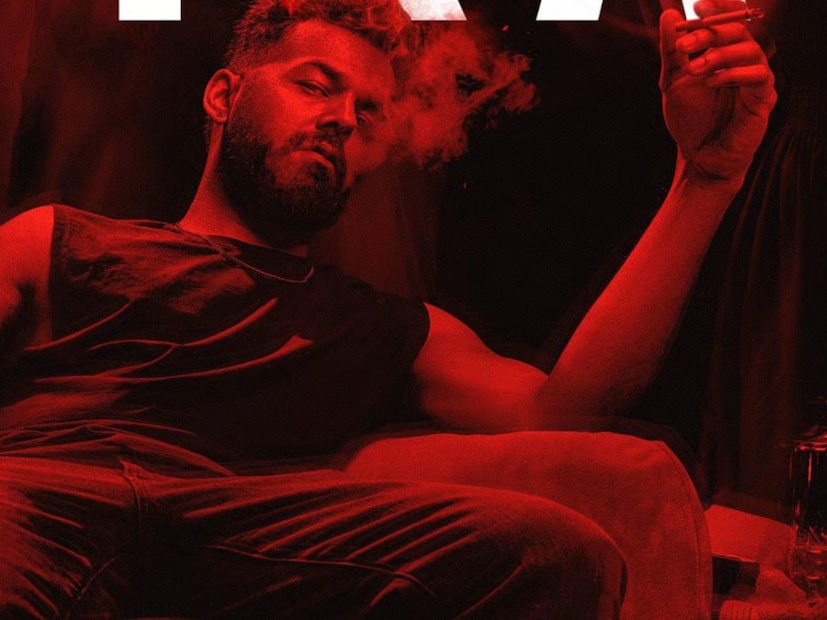  31 ऑक्टोबर 2025 रोजी हॅलोविनच्या दिवशी प्रदर्शित झालेली ही फिल्म आता 9 दिवस झाली आहेत, आणि ती बॉक्स ऑफिसवर रेकॉर्ड ब्रेक कमाई करत आहे. या सिनेमाचे दिग्दर्शन राहुल सदाशिवन यांनी केले आहे, जे ‘भूतकालम’ आणि ‘ब्रह्मयुगम’ सारख्या सुपरहिट चित्रपटांसाठी जगभर प्रसिद्ध आहेत.