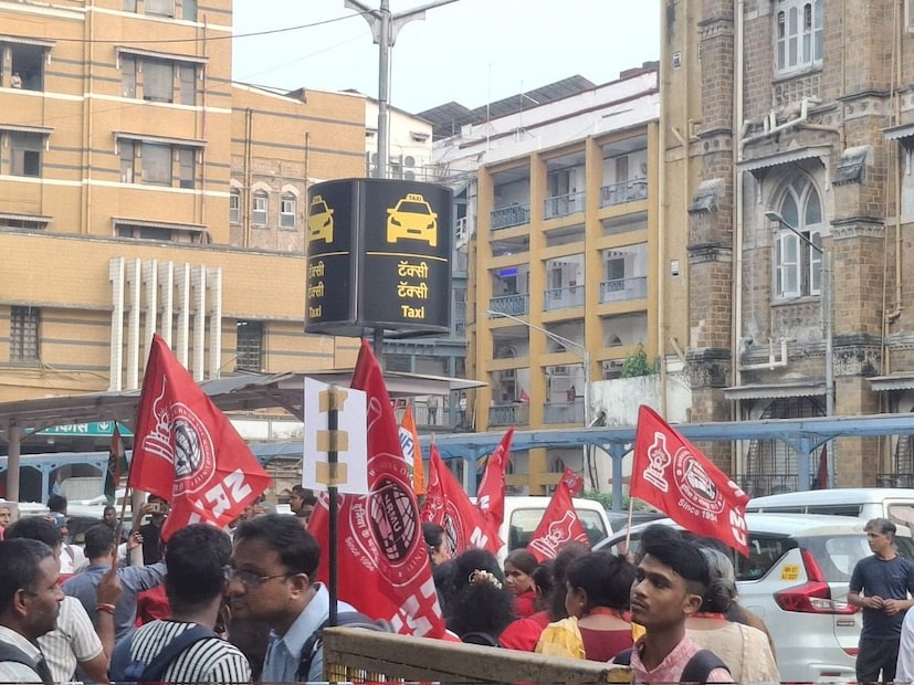 स्थानिकांनी दिलेल्या माहितीनुसार, सँडहर्स्ट रोड रेल्वे स्थानक आणि मस्जिद बंदर रेल्वे स्थानकाच्या दरम्यान ही घटना घडली आहे. खूप जास्त गर्दी झाल्यामुळे हा अपघात घडल्याचं सांगण्यात आलं आहे. यामध्ये मृताचा आकडा वाढण्याची शक्यता वर्तवली जात आहे. 