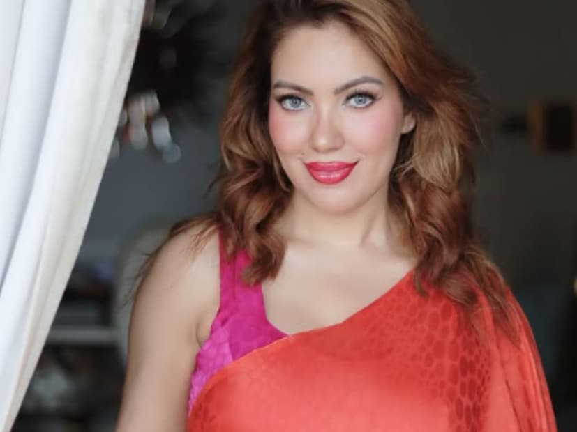  मुनमुन दत्ता अनेकदा आपल्या वैयक्तिक आयुष्यामुळे चर्चेत असते. मुनमुन आपला सहकलाकार राज अनादकटला डेट करत असल्याची चर्चा काही दिवसांपासून चांगलीच रंगली होती.