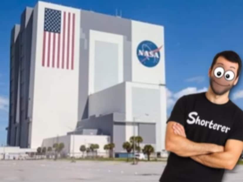 हबलच्या प्रक्षेपणानंतर APOD ची सुरुवात झाली, जिथं दररोज एक नवीन स्पेस फोटो स्पष्टीकरणासह शेअर केला जातो. 2022 पासून, #NASABirthdayGift इन्स्टाग्रामवर ट्रेंड करत आहे, जिथं लोक त्यांचे फोटो शेअर करतात. पण अजूनही असे बरेच लोक आहेत ज्यांना याची माहिती नव्हती. तुम्हाला याबाबत माहिती होतं का? आणि नासाचं हे बर्थडे गिफ्ट तुम्हाला कसं वाटलं आम्हाला आमच्या सोशल मीडियाच्या कमेंट बॉक्समध्ये नक्की सांगा.