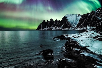 Weird Place : जगातील एकमेव ठिकाण, जिथं बंद होतं घड्याळ आणि रात्री 3 नंतर...