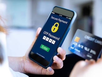 Interesting Facts : कोणताही OTP 4 किंवा 6 अंकीच का असतो? काय आहे याचं गणित?