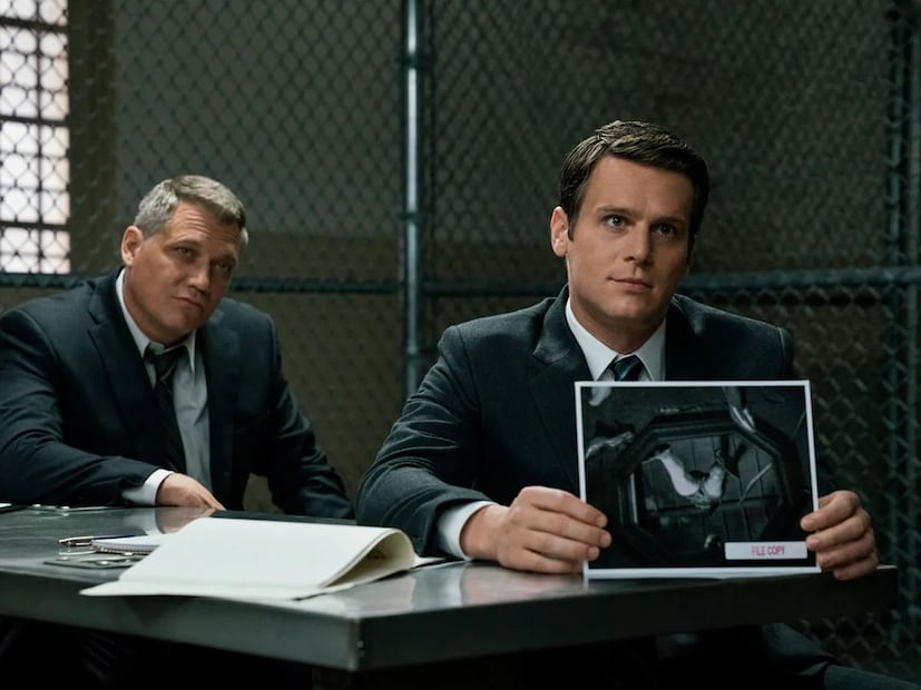  पात्रांमधील संवाद, वातावरण आणि छोट्या छोट्या तपशीलांमध्येच संपूर्ण कथेतला भार दडलेला असतो. ड्रामा कमी असतो, पण विचार अधिक खोल असतात. अशा कथा समजून घेणं सर्वात कठीण असतं. त्यात या कथेला शेवटच नसेल तर?