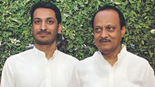 पार्थ पवार-अजित पवार