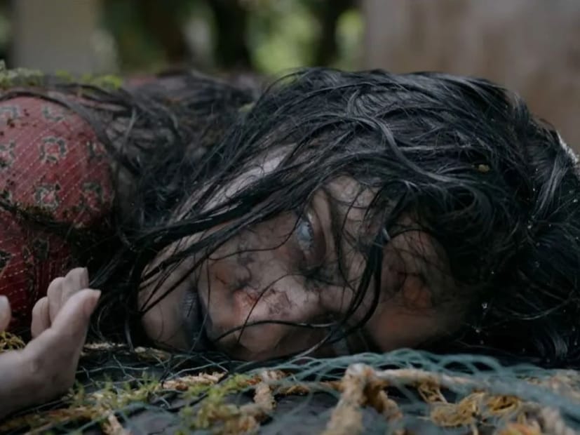  आज आम्ही तुम्हाला अशाच एका साऊथच्या जबरदस्त हॉरर फिल्मबद्दल सांगणार आहोत, ज्याची खरी ताकद तिच्या कथेत आहे. 2025 मध्ये सिनेमागृहात आलेल्या या चित्रपटाने प्रेक्षकांमध्ये खूप चर्चा निर्माण केली आहे.