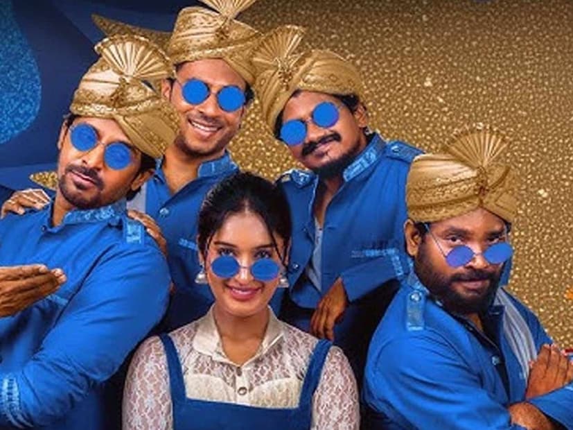  मित्रा मंडली : 'मित्रा मंडळी' ही मित्रांच्या एक प्रेमळ मैत्रीची कथा आहे, जे आयुष्याच्या टेन्शनमध्ये, नात्यांच्या गुंतागुंतीत आणि करिअरच्या स्पर्धेतही एकमेकांची साथ सोडत नाहीत. प्रत्येक पात्राची स्वतःची एक गोष्ट आहे आणि सर्व मिळून एक सुंदर मैत्रीचे नाते तयार करतात.