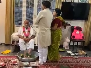 Deepak Dolas News: 'इंग्लंडमधलं घरं विकलं, 14 कोटींना फसवलं', अखेर डोळस दाम्पत्याची पुणे पोलिसांकडे धाव, पत्रात म्हणाले...