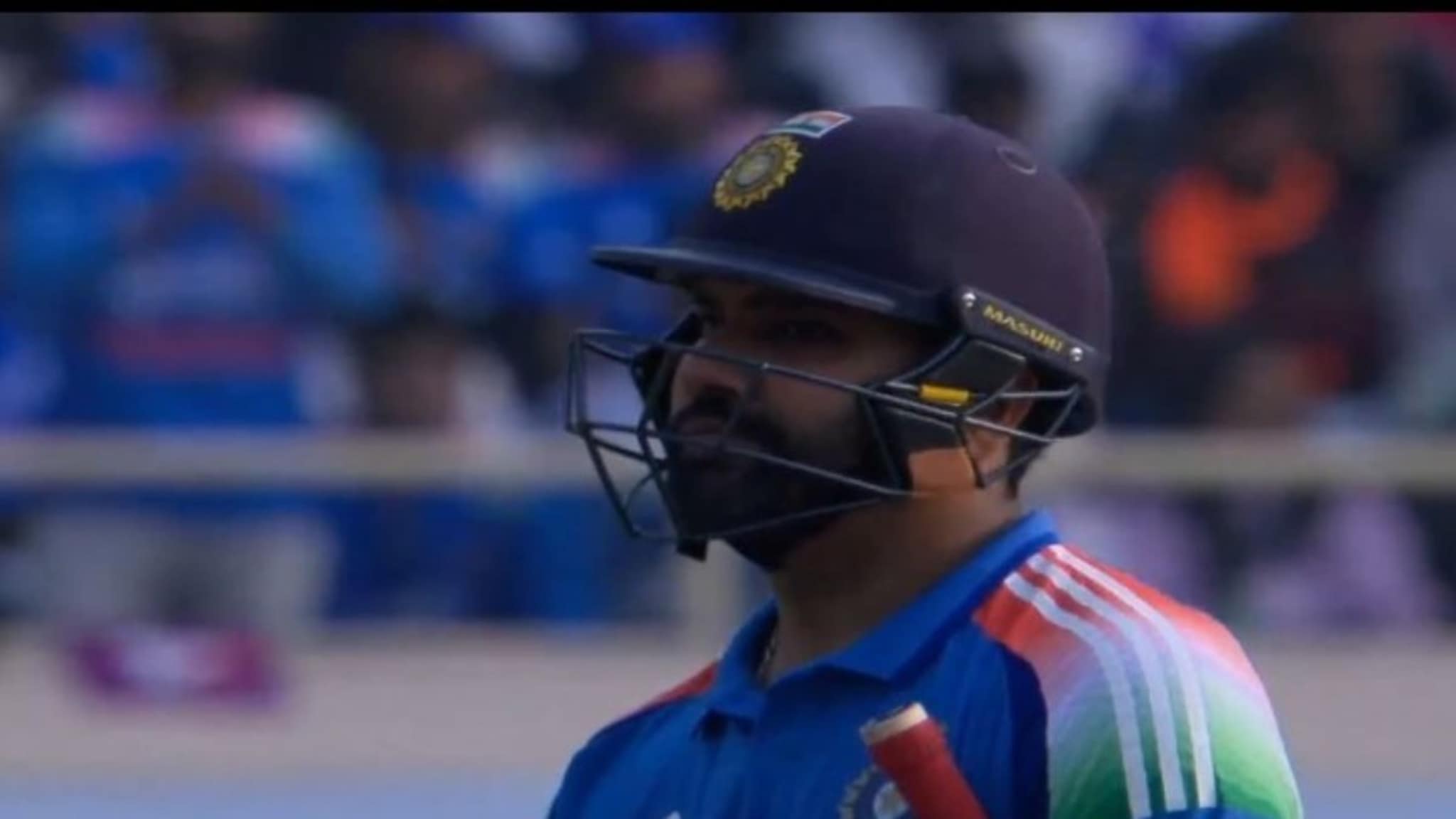 कोणत्याही बॅट्समने 99.99 टक्के रिव्ह्यू घेतला असता, पण रोहितने संघासाठी केला त्याग ; DRS का घेतला नाही? समोर आलं मोठे कारण