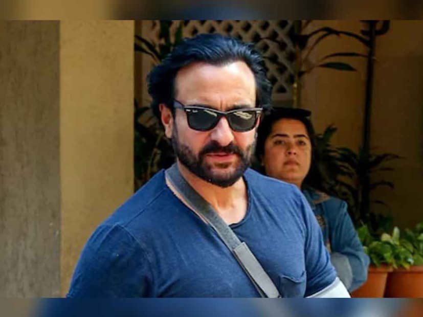  सैफ अली खान एका चित्रपटासाठी 10 ते 15 कोटी रुपयांचे मानधन घेतो. बॉलिवूडच्या अनेक चित्रपटांत सैफ अली खानने अभिनेता आणि निर्माता म्हणून काम केलं आहे. त्याने 1993 मध्ये प्रदर्शित झालेल्या 'परंपरा' या चित्रपटाच्या माध्यमातून बॉलिवूडमध्ये पदार्पण केलं होतं.