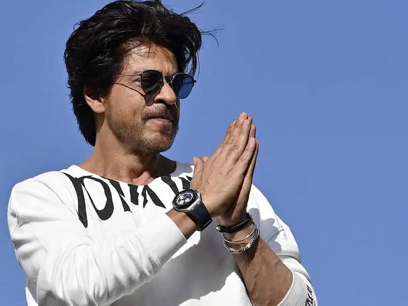  किरण माने यांच्या पोस्टवर नेटकरी शाहरुखवर शुभेच्छांचा वर्षाव करत आहेत.