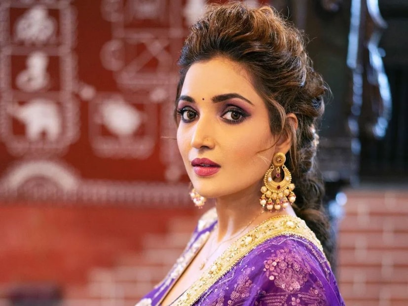  रुपाली भोसले (Rupali Bhosle) : अभिनेत्री रुपाली भोसलेचाही घटस्फोट झाला आहे.