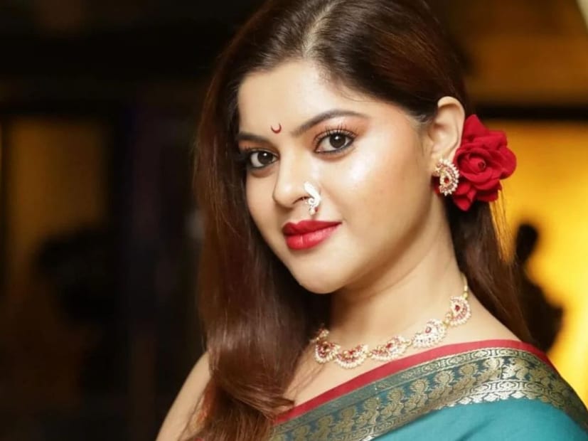  स्नेहा वाघ (Sneha Wagh) : अभिनेत्री स्नेहा वाघ दोन वेळा लग्नबंधनात अडकली. पण दोन्ही लग्नादरम्यान तिला अपयश आलं. अविष्कार दार्वेसोबत तिचं पहिलं लग्न झालं होतं. अविष्कारसोबत घरगुती हिंसाचारामुळे तिने घटस्फोट घेतला. त्यानंतर तिने अनुराग सोळंकीसोबत दुसरं लग्न केलं. पण लग्नाच्या आठ महिन्यांतच ती अनुरागपासून विभक्त झाली.